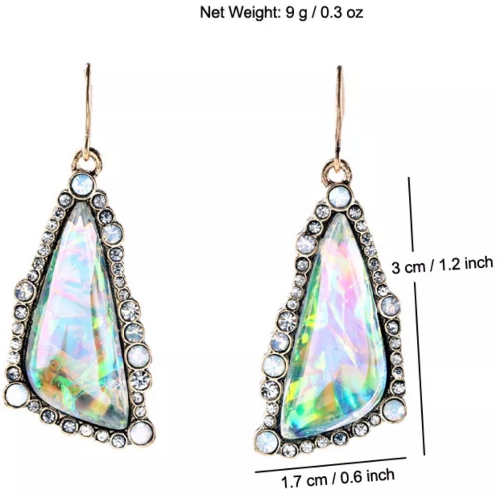 Dazzling Stone Crystal Triangle Earrings. - Picture 4 of 4